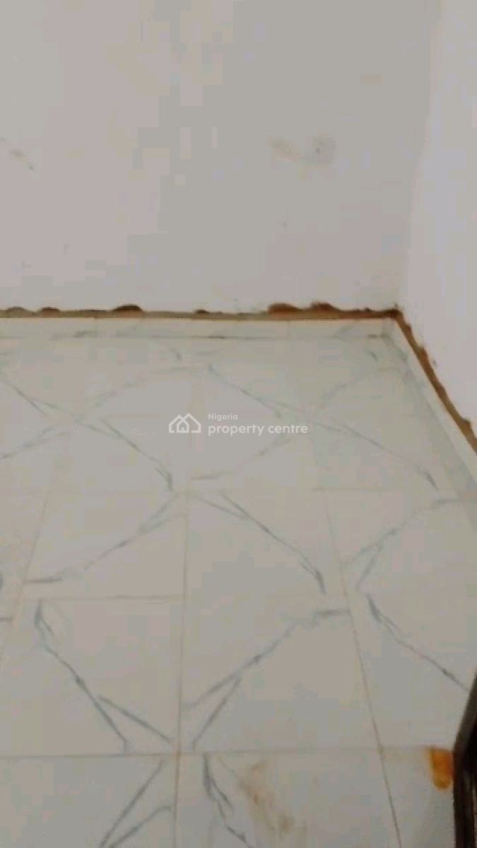Newly Built Mini Flat, Off Pedro Road, Ladilak, Shomolu, Lagos, Mini Flat (room and Parlour) for Rent