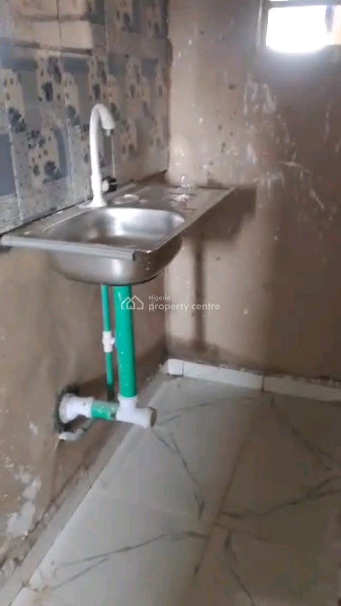 Newly Built Mini Flat, Off Pedro Road, Ladilak, Shomolu, Lagos, Mini Flat (room and Parlour) for Rent