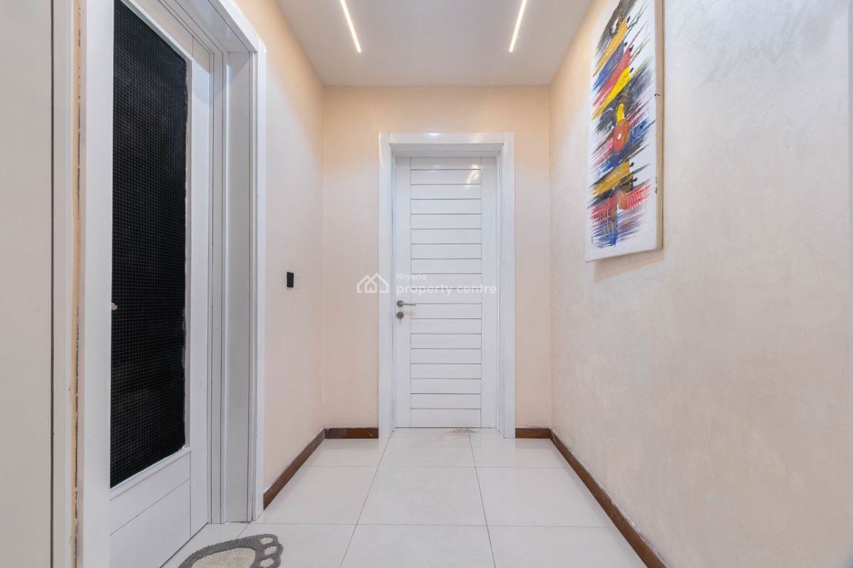 Luxury 1 Bedroom Apartment with Cinema, Lekki Phase 1, Lekki, Lagos, Flat / Apartment Short Let