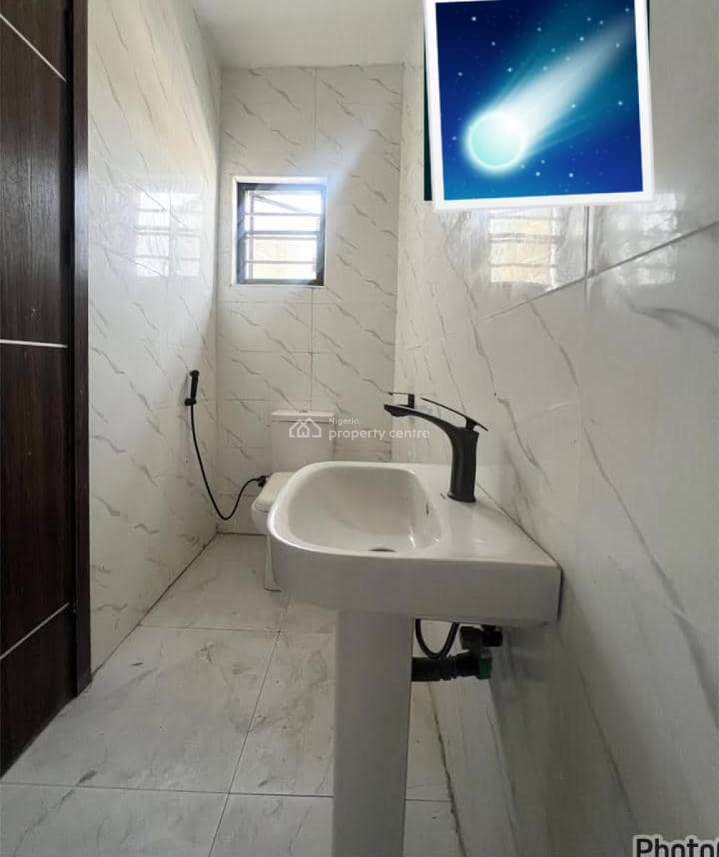 Brand New Two Bedroom Apartment, New Road, Lekki, Lagos, Flat / Apartment for Rent