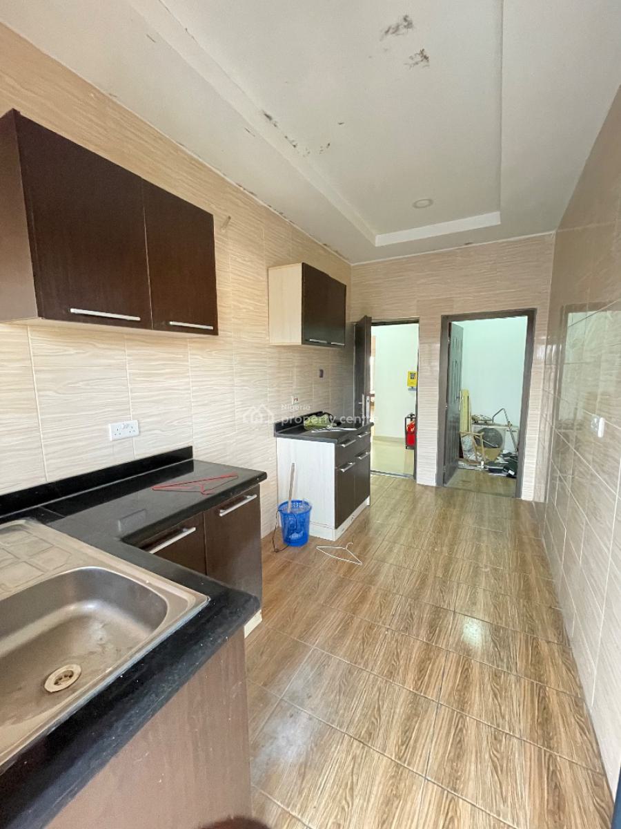 2-bedroom Spacious Apartment, Ogombo,ajah,lagos, Ogombo, Ajah, Lagos, Flat / Apartment for Rent