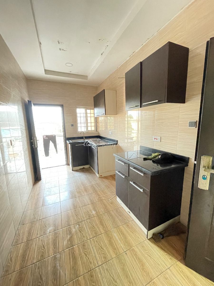 2-bedroom Spacious Apartment, Ogombo,ajah,lagos, Ogombo, Ajah, Lagos, Flat / Apartment for Rent