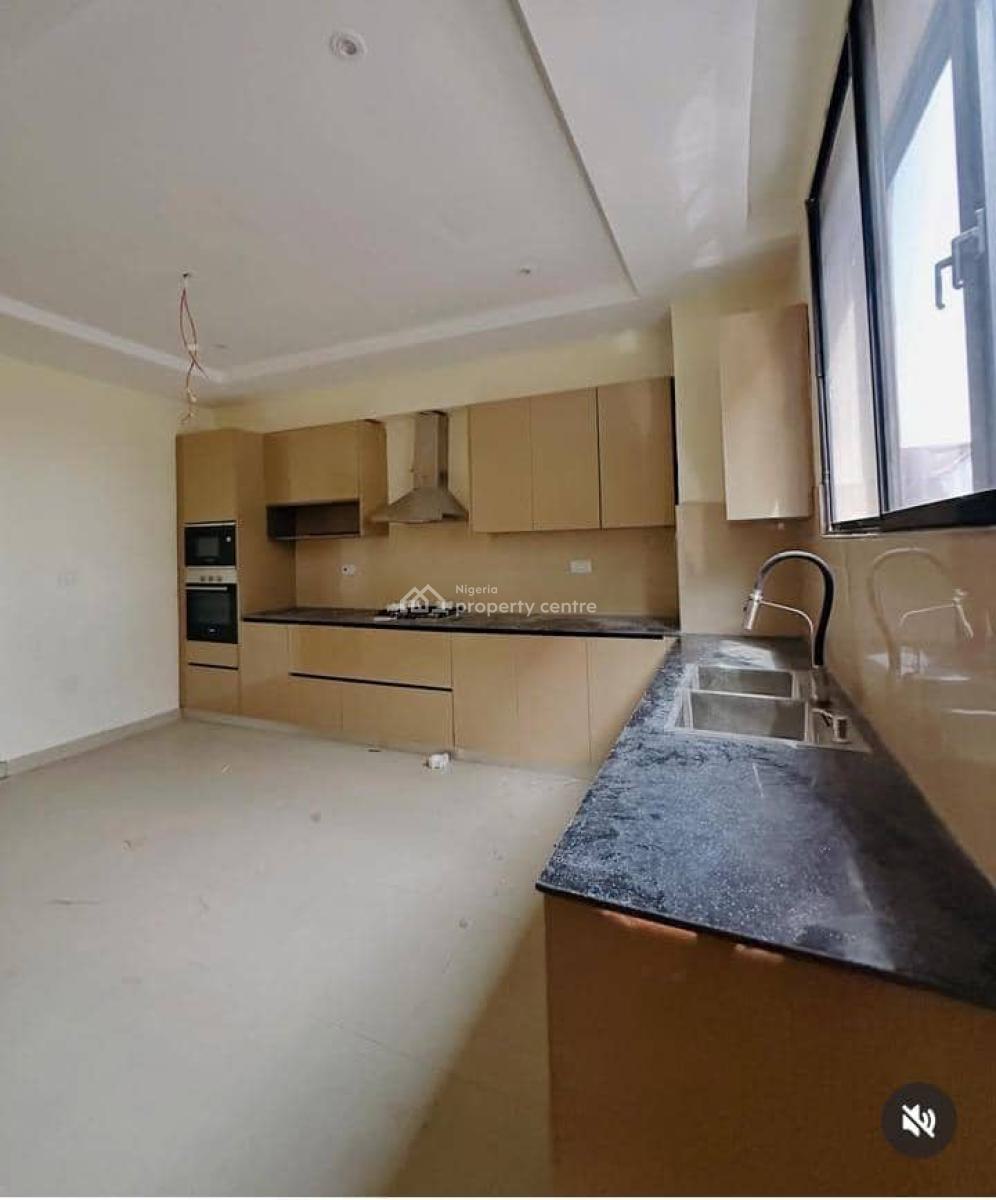 Brand New  Three Bedroom Apartment, Lekki Phase 1, Lekki, Lagos, Flat / Apartment for Rent