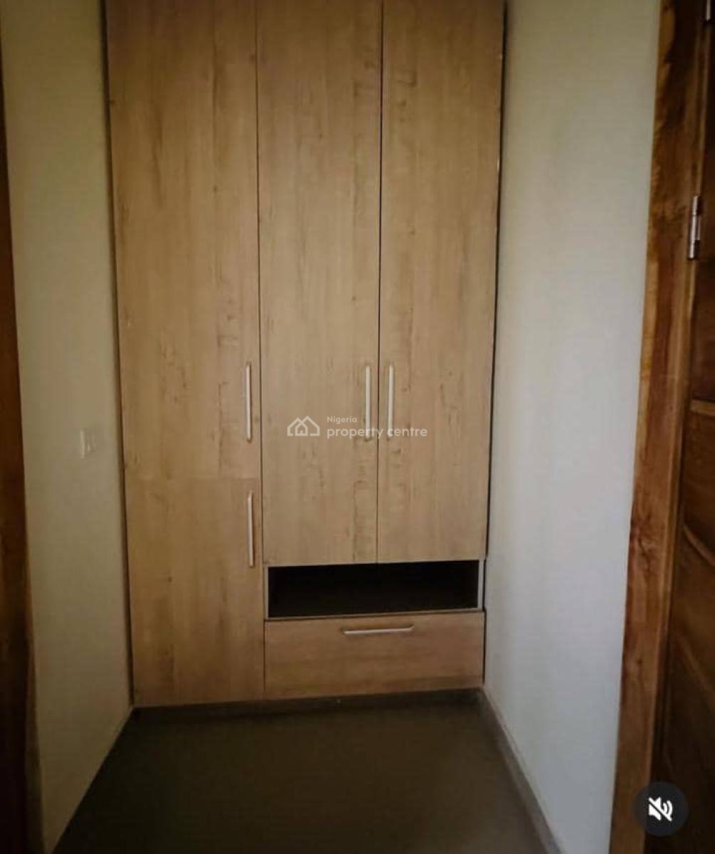 Brand New  Three Bedroom Apartment, Lekki Phase 1, Lekki, Lagos, Flat / Apartment for Rent