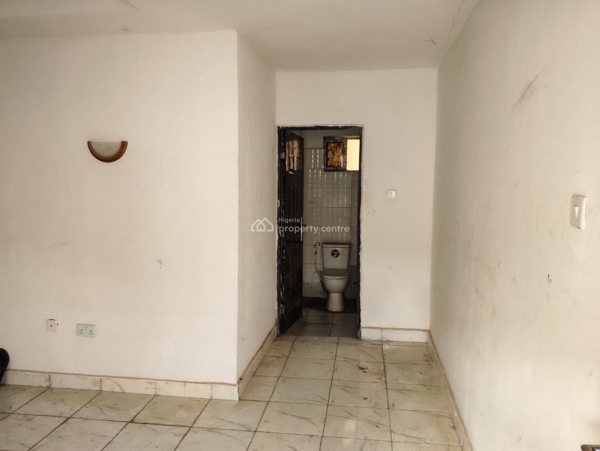 2 Bedrooms Flat, Bello Hassan-sani Road, Katampe (main), Katampe, Abuja, Flat / Apartment for Sale