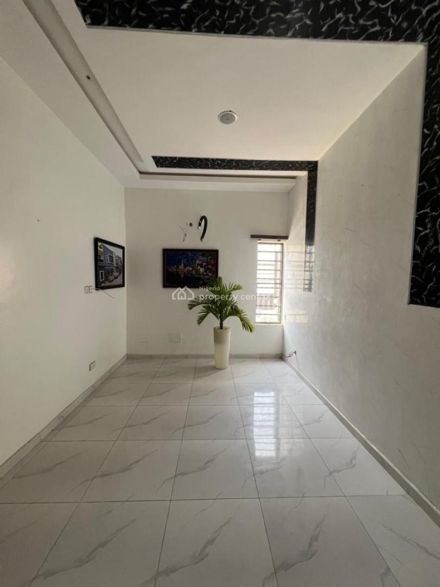 Classic 4 Bedroom Terrace Duplex with Pool and Gym in a Secure Estate, Orchid, Lekki, Lagos, Terraced Duplex for Sale