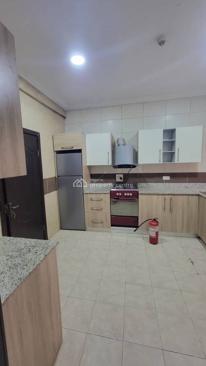 Decent and Spacious 4 Bedroom Semidetached House, Ikeja Gra, Ikeja, Lagos, Semi-detached Duplex for Rent