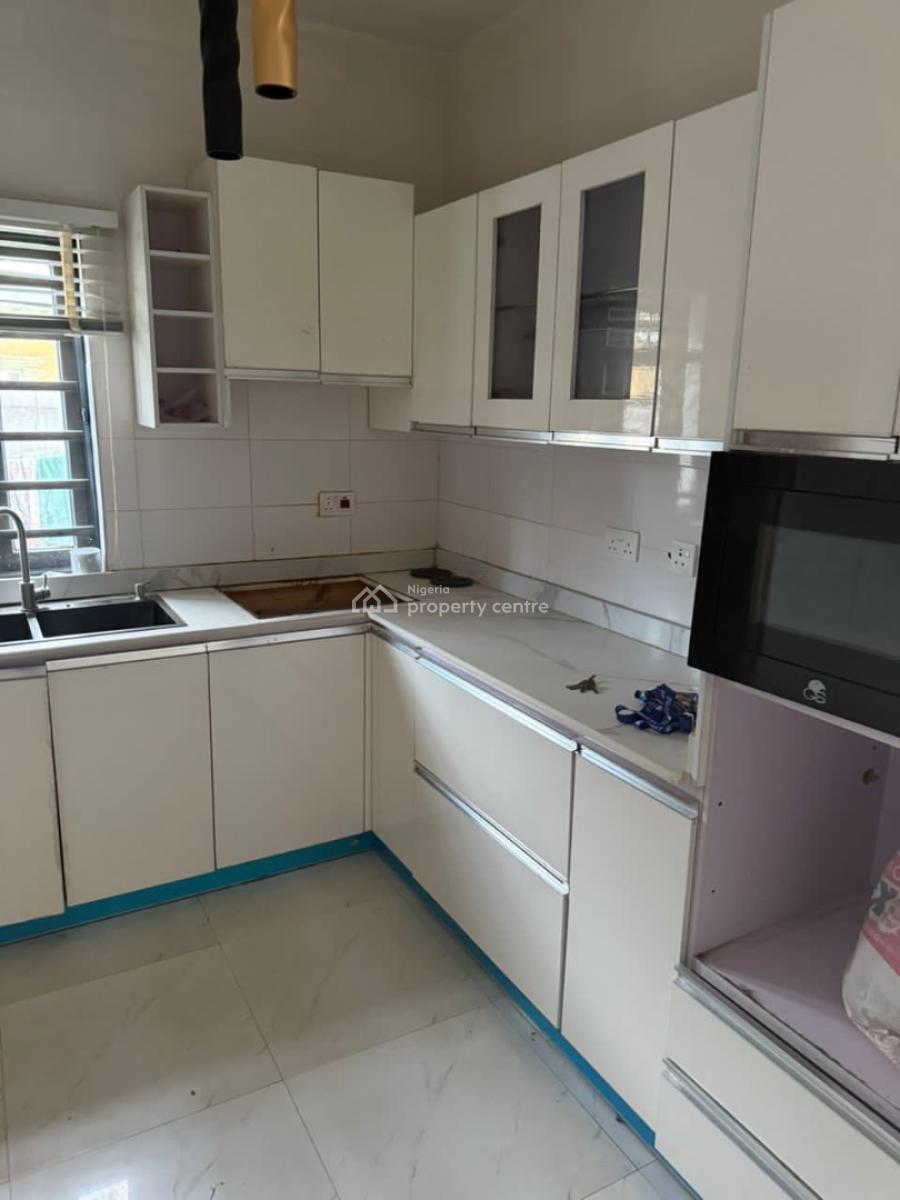 a Luxurious 4 Bedroom Stand Alone, Imowo Nla, Ikorodu, Lagos, House for Rent