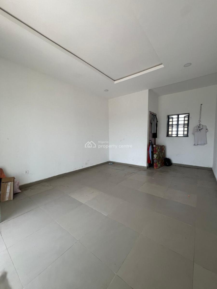 Spacious Shop Space in a Prime Environment, Orchid, Lekki, Lagos, Shop for Rent
