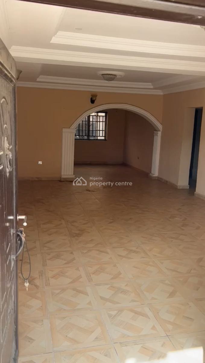 Spacious 3 Bedroom Flat, Eti-osa, Okun-ajah, Ajah, Lagos, Flat / Apartment for Rent