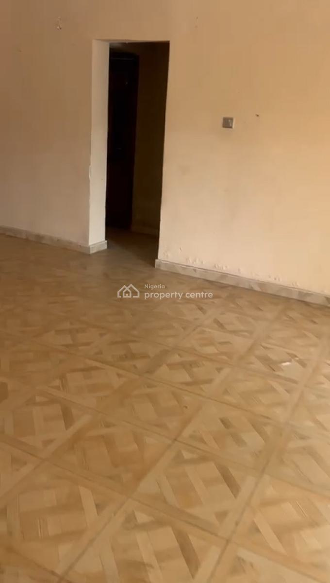 Spacious 3 Bedroom Flat, Eti-osa, Okun-ajah, Ajah, Lagos, Flat / Apartment for Rent