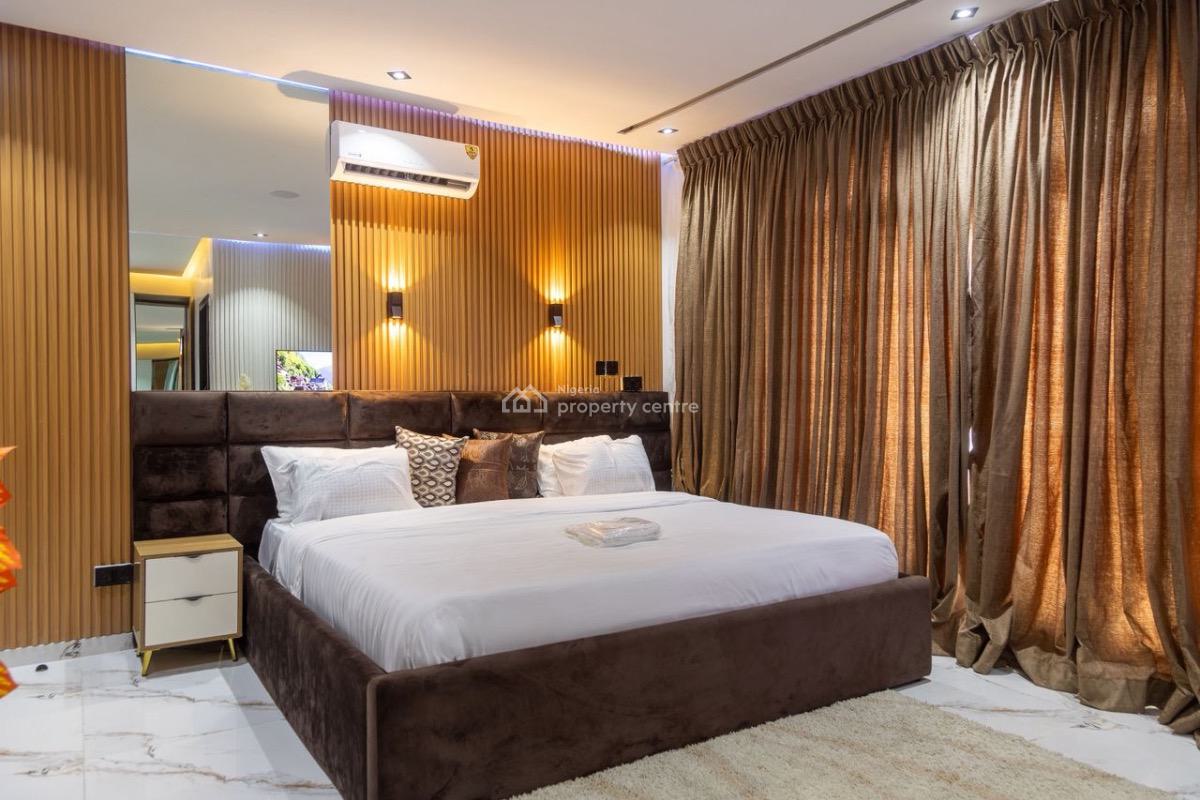 Luxurious 3 Bedroom Maisonette with a Private Cinema, Lekki Phase 1, Lekki, Lagos, Flat / Apartment Short Let