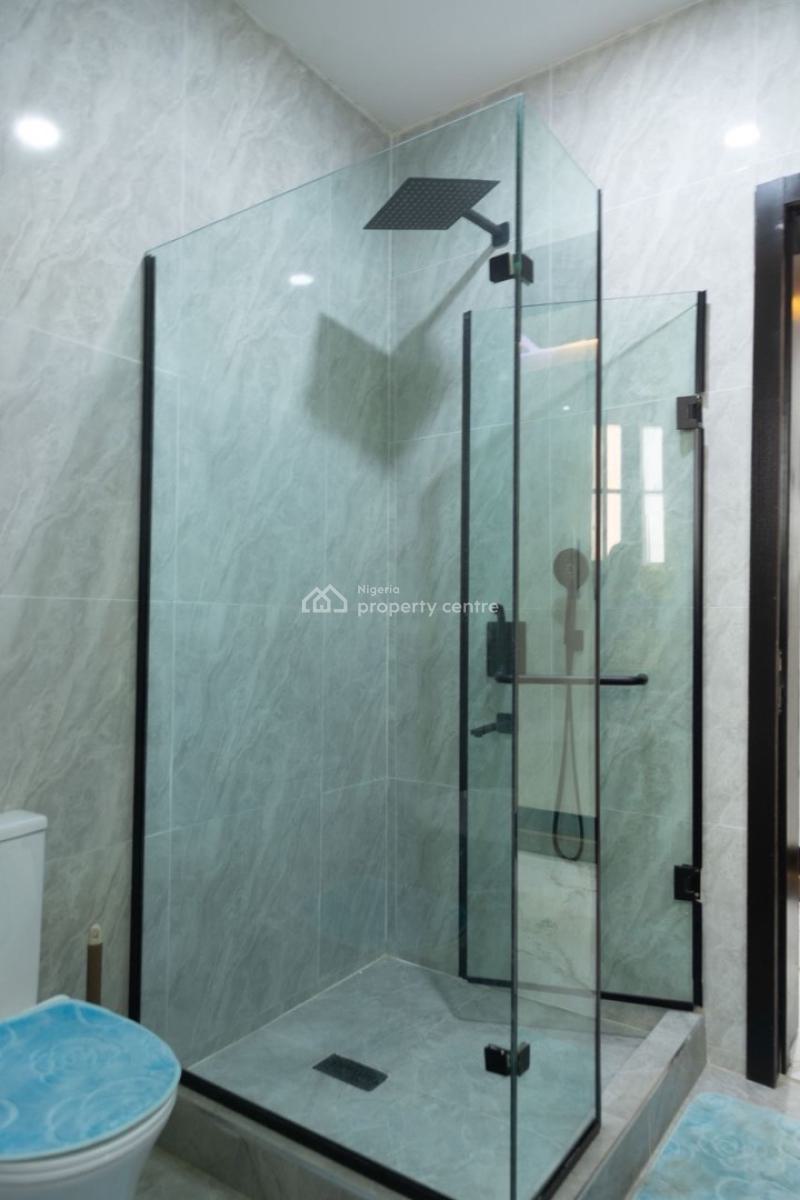 Luxurious 3 Bedroom Maisonette with a Private Cinema, Lekki Phase 1, Lekki, Lagos, Flat / Apartment Short Let