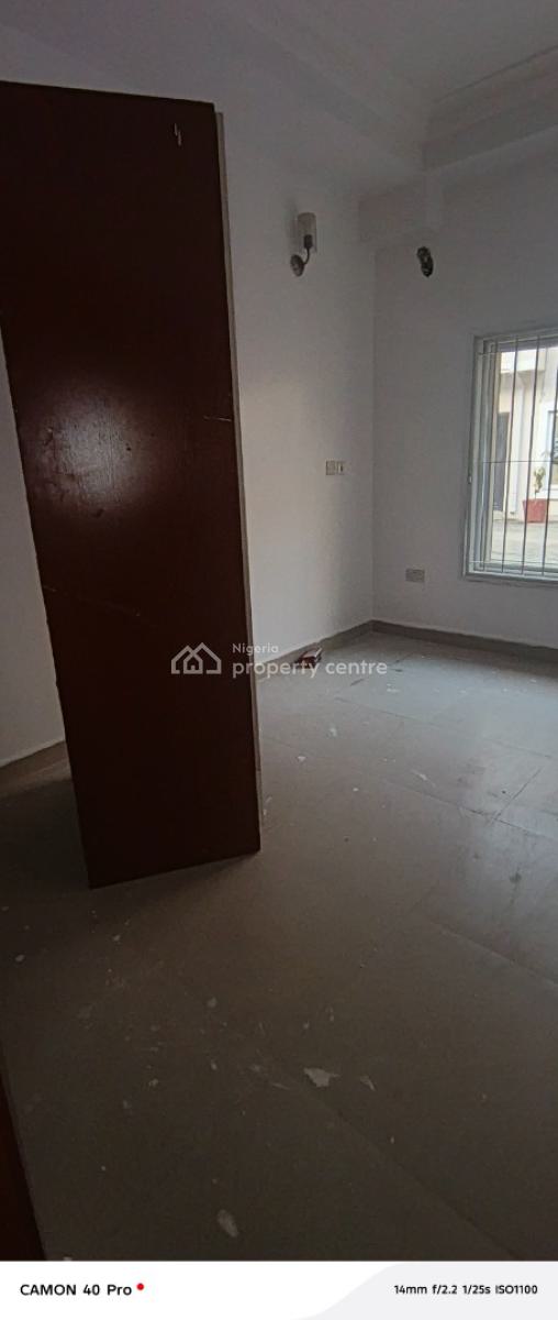 4 Bedroom Duplex Conner Piece Terrace, Behind Circle Mall Shop Rite, Osapa, Lekki, Lagos, Office Space for Rent