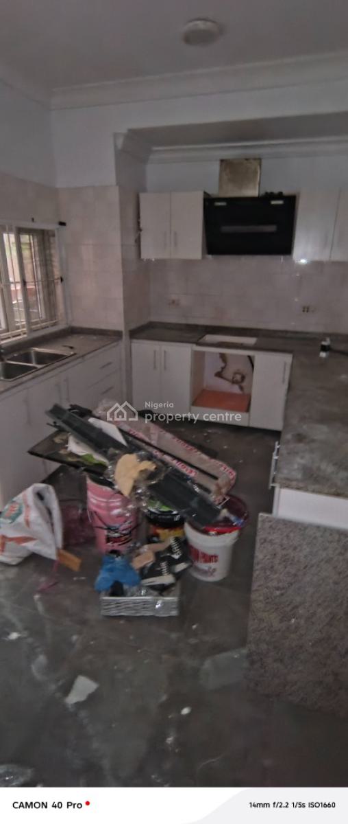 4 Bedroom Duplex Conner Piece Terrace, Behind Circle Mall Shop Rite, Osapa, Lekki, Lagos, Office Space for Rent