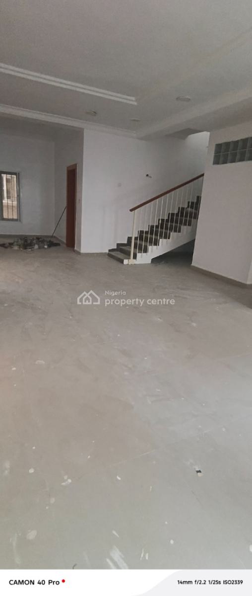 4 Bedroom Duplex Conner Piece Terrace, Behind Circle Mall Shop Rite, Osapa, Lekki, Lagos, Office Space for Rent
