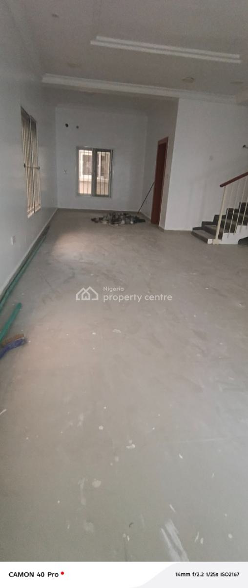 4 Bedroom Duplex Conner Piece Terrace, Behind Circle Mall Shop Rite, Osapa, Lekki, Lagos, Office Space for Rent
