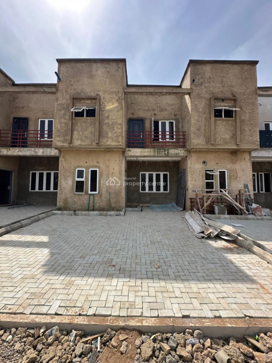 3bedroom Terrace Duplex, in an Estate Gwarinpa Extension, Gwarinpa, Abuja, Terraced Duplex for Sale