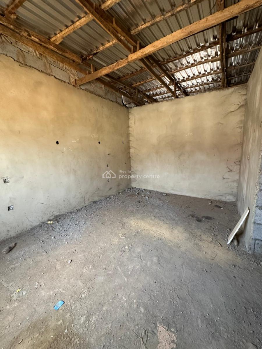 3bedroom Terrace Duplex, in an Estate Gwarinpa Extension, Gwarinpa, Abuja, Terraced Duplex for Sale