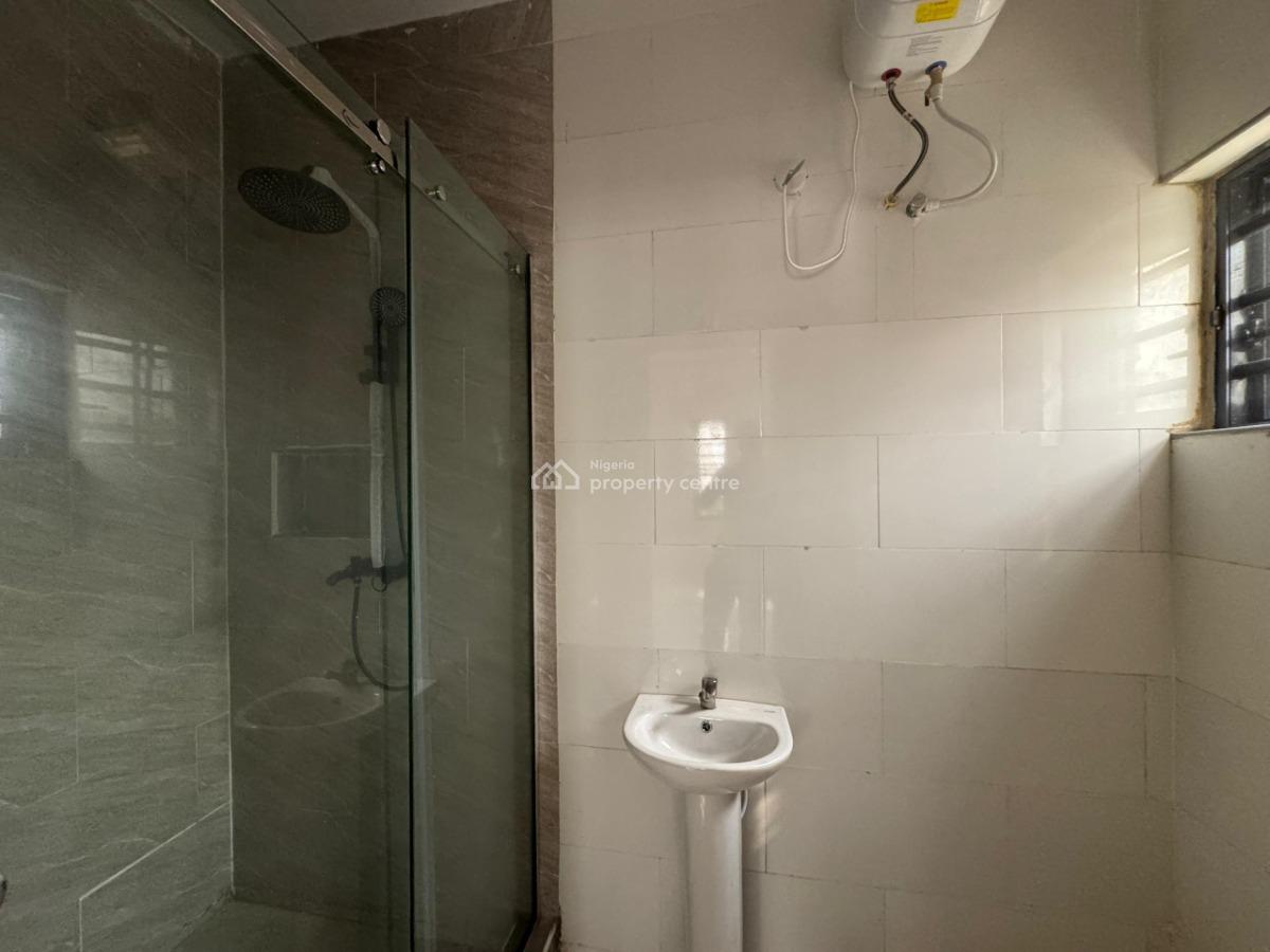 a 4 Bedroom Duplex, Magodo, Gra Phase 1, Magodo, Lagos, Semi-detached Duplex for Sale