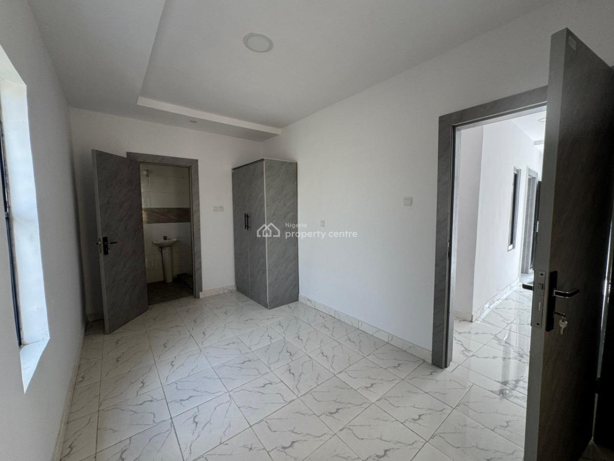 a 4 Bedroom Duplex, Magodo, Gra Phase 1, Magodo, Lagos, Semi-detached Duplex for Sale
