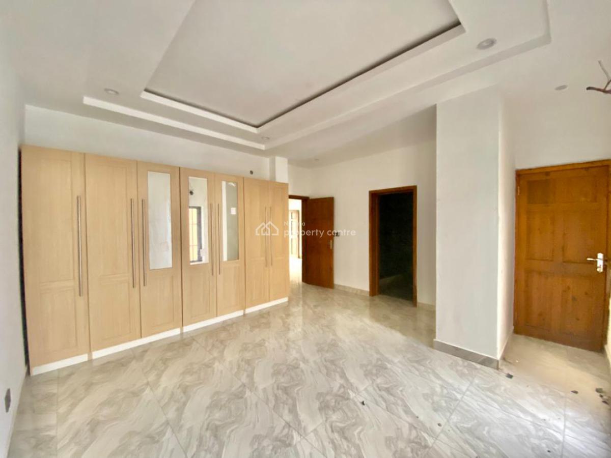 *letting*  Newly Buith 4bedrrom Terrace with a Bq Is Available, Off Allen Avenue, Ikeja, Lagos, House for Rent