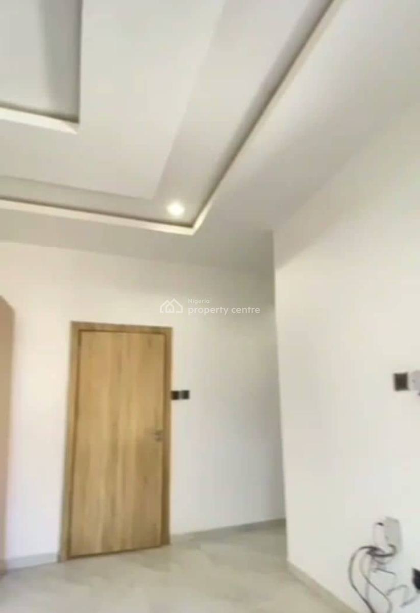 Luxury 2bedroom Apartments, Before Chevron Round About, Lekki Phase 1, Lekki, Lagos, Flat / Apartment for Rent