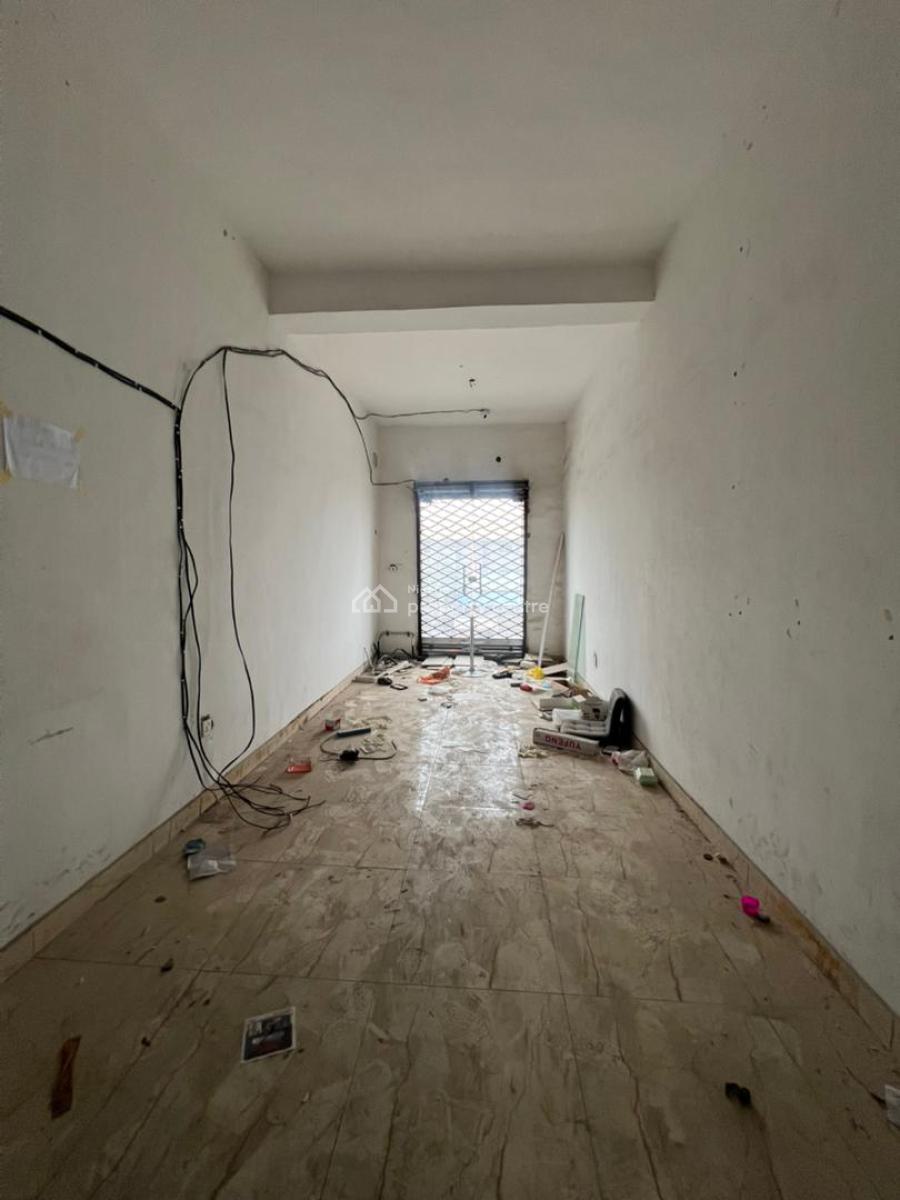 Spacious Shop Space in a Prime Environment, Ilaje, Ajah, Lagos, Shop for Rent