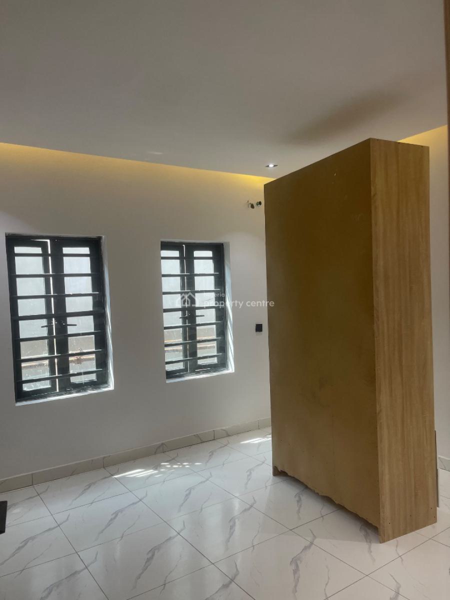 Luxury 2bedroom Apartment Inside Decent Estate, Peninsula Garden Estate, Sangotedo, Ajah, Lagos, Terraced Bungalow for Rent