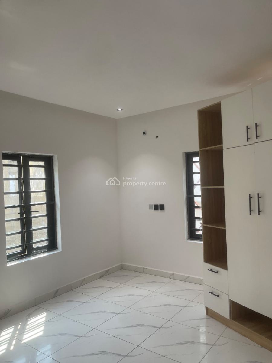 Luxury 2bedroom Apartment Inside Decent Estate, Peninsula Garden Estate, Sangotedo, Ajah, Lagos, Terraced Bungalow for Rent