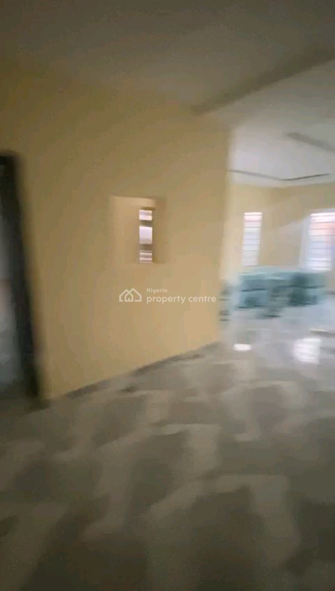 3bedroom Upstairs, All Room Ensuite, Balcony, Pop, Screeded Wall, Alagomeji, Yaba, Lagos, Flat / Apartment for Rent