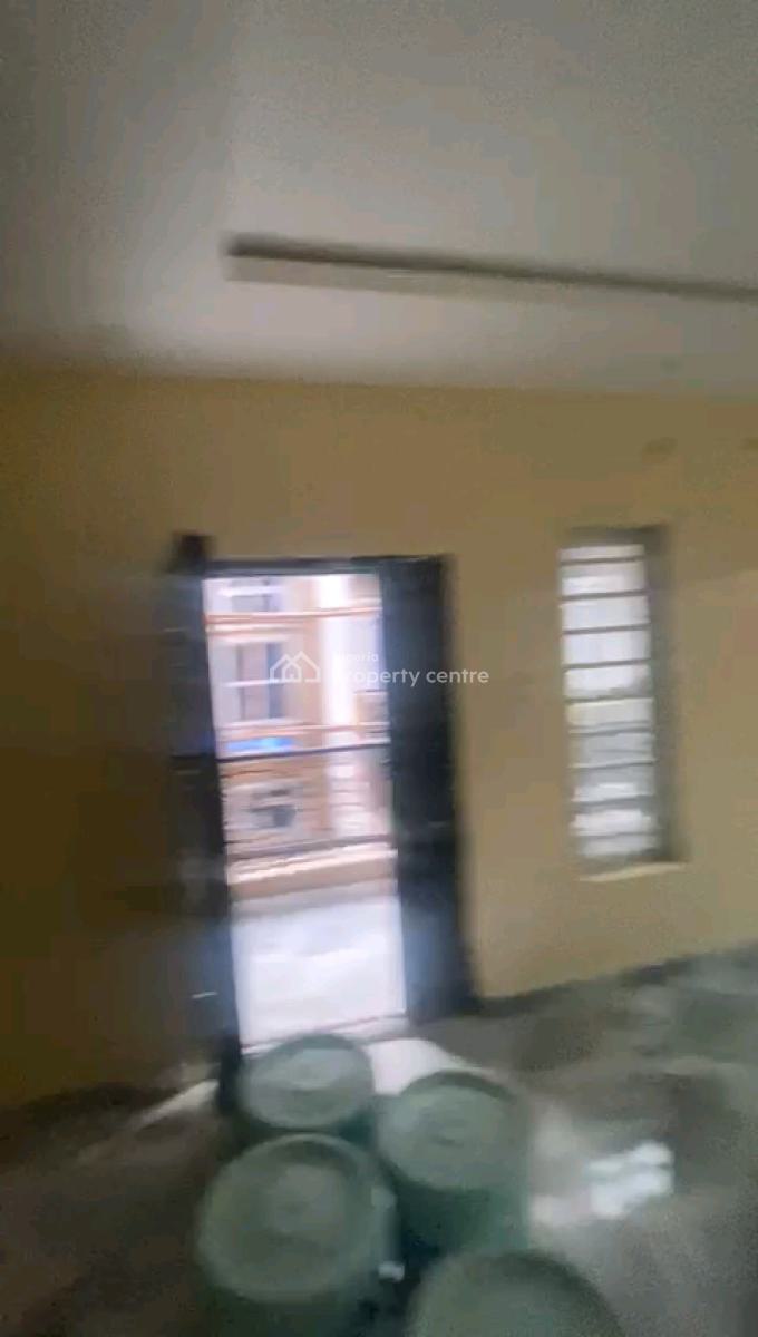 3bedroom Upstairs, All Room Ensuite, Balcony, Pop, Screeded Wall, Alagomeji, Yaba, Lagos, Flat / Apartment for Rent