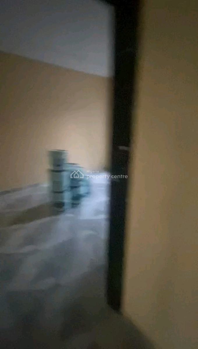 3bedroom Upstairs, All Room Ensuite, Balcony, Pop, Screeded Wall, Alagomeji, Yaba, Lagos, Flat / Apartment for Rent