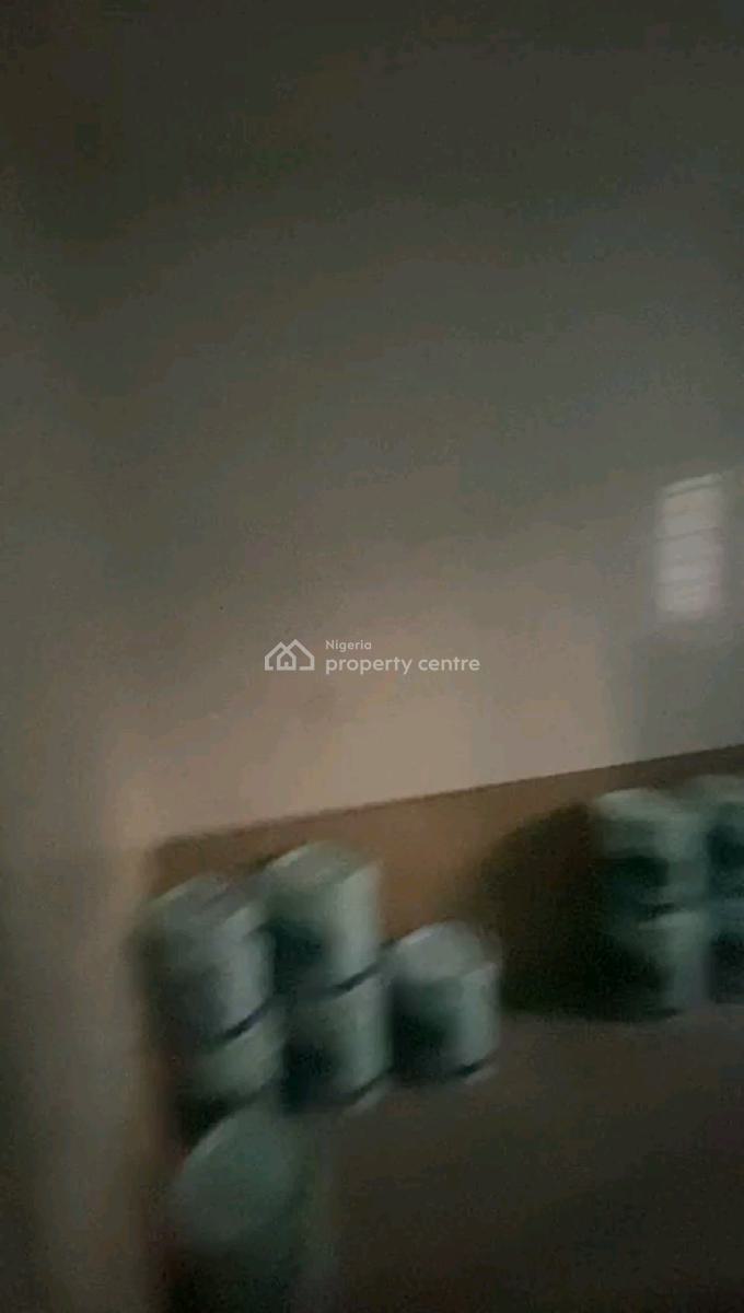 3bedroom Upstairs, All Room Ensuite, Balcony, Pop, Screeded Wall, Alagomeji, Yaba, Lagos, Flat / Apartment for Rent