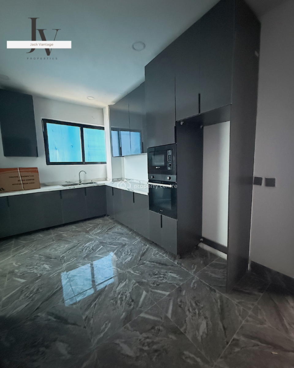 3-bedroom Apartment + Bq -- Prime Location, Ikoyi, Lagos, Flat / Apartment for Rent