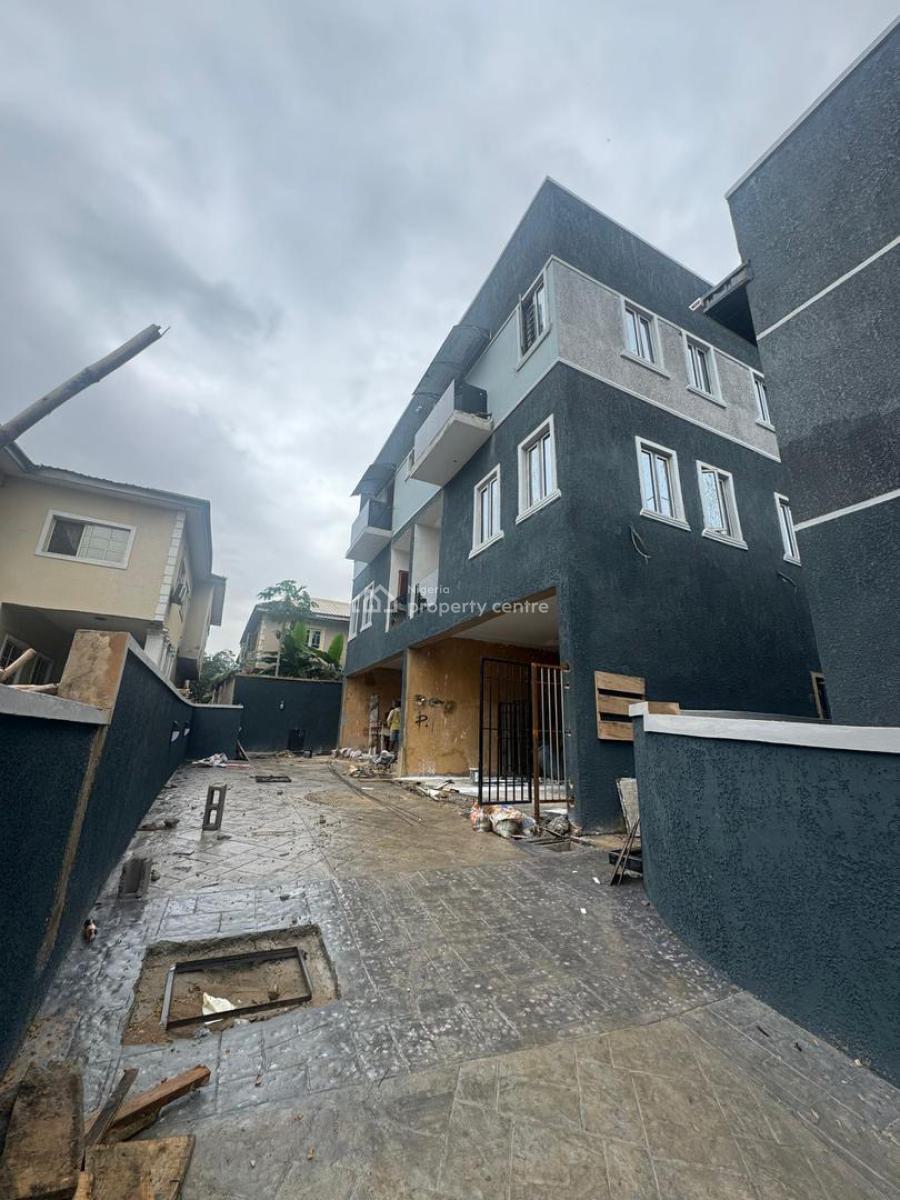 5 Bedroom Semi Detached Duplex in a Serene,well Secured and High Browl, Secured Estate in Magodo Phase 1, Magodo, Lagos, Semi-detached Duplex for Sale