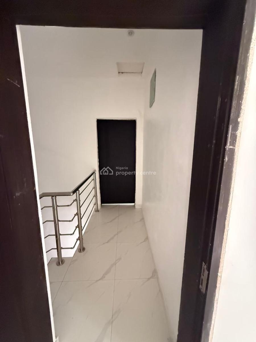 5 Bedroom Semi Detached Duplex in a Serene,well Secured and High Browl, Secured Estate in Magodo Phase 1, Magodo, Lagos, Semi-detached Duplex for Sale