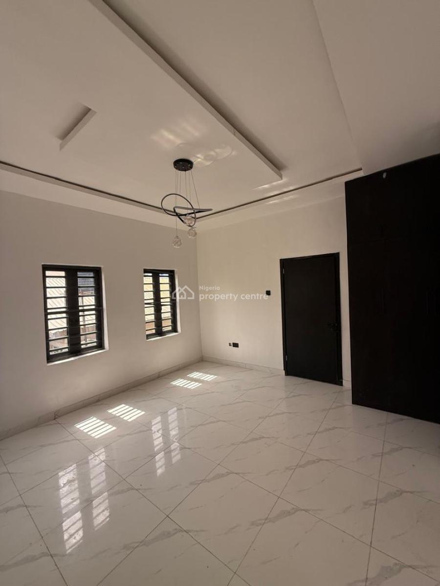 5 Bedroom Semi Detached Duplex in a Serene,well Secured and High Browl, Secured Estate in Magodo Phase 1, Magodo, Lagos, Semi-detached Duplex for Sale