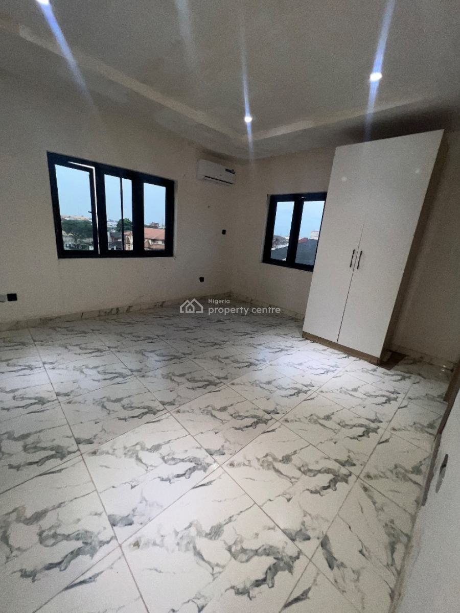 Spacious Newly Built 2bedroom Flat at Lekki Phase 1, Lekki Phase 1 Lekki Lagos, Lekki Phase 1, Lekki, Lagos, Flat / Apartment for Rent