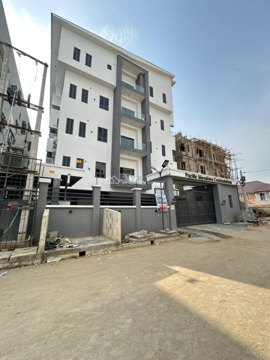 Spacious Luxury 3 Bedroom Apartment with a Bq, Lekki, Lekki Phase 1, Lekki, Lagos, Flat / Apartment for Sale