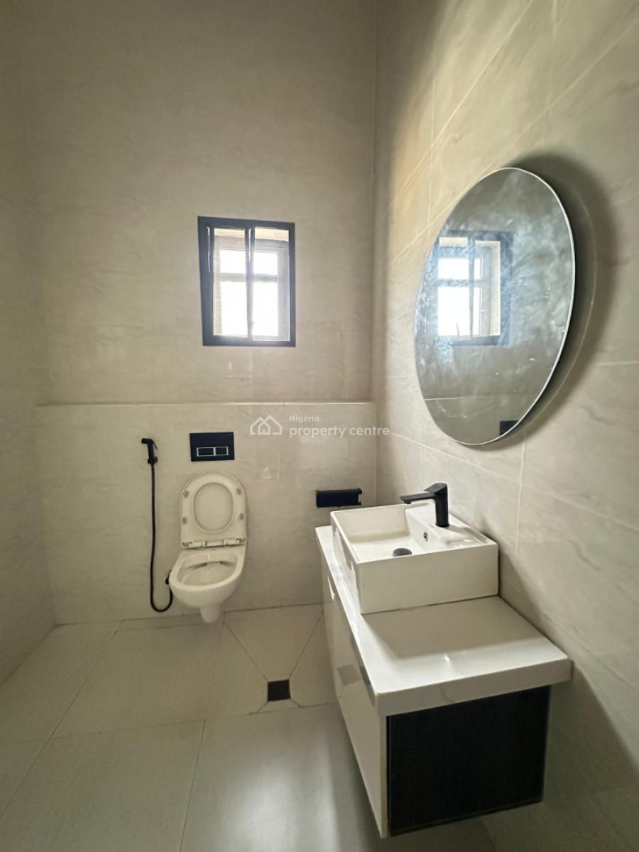 Spacious Luxury 3 Bedroom Apartment with a Bq, Lekki, Lekki Phase 1, Lekki, Lagos, Flat / Apartment for Sale