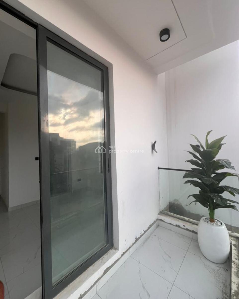 Newly Built 2 Bedroom Apartment, Ikate, Lekki, Lagos, Block of Flats for Sale