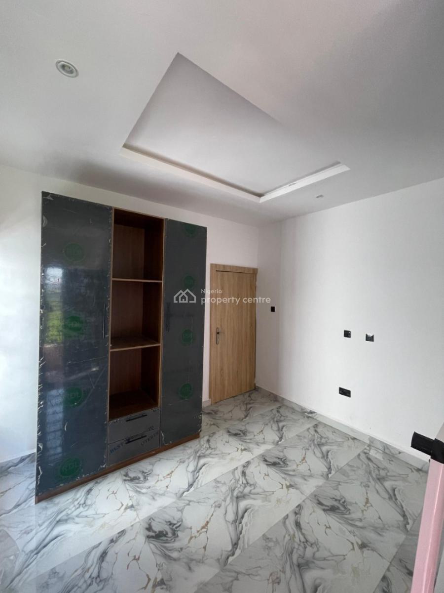 Executive Luxurious 4-bedrooms Deluxe Fully Detached Triplex with Bq, Orchid, Lekki, Lagos, Detached Duplex for Sale