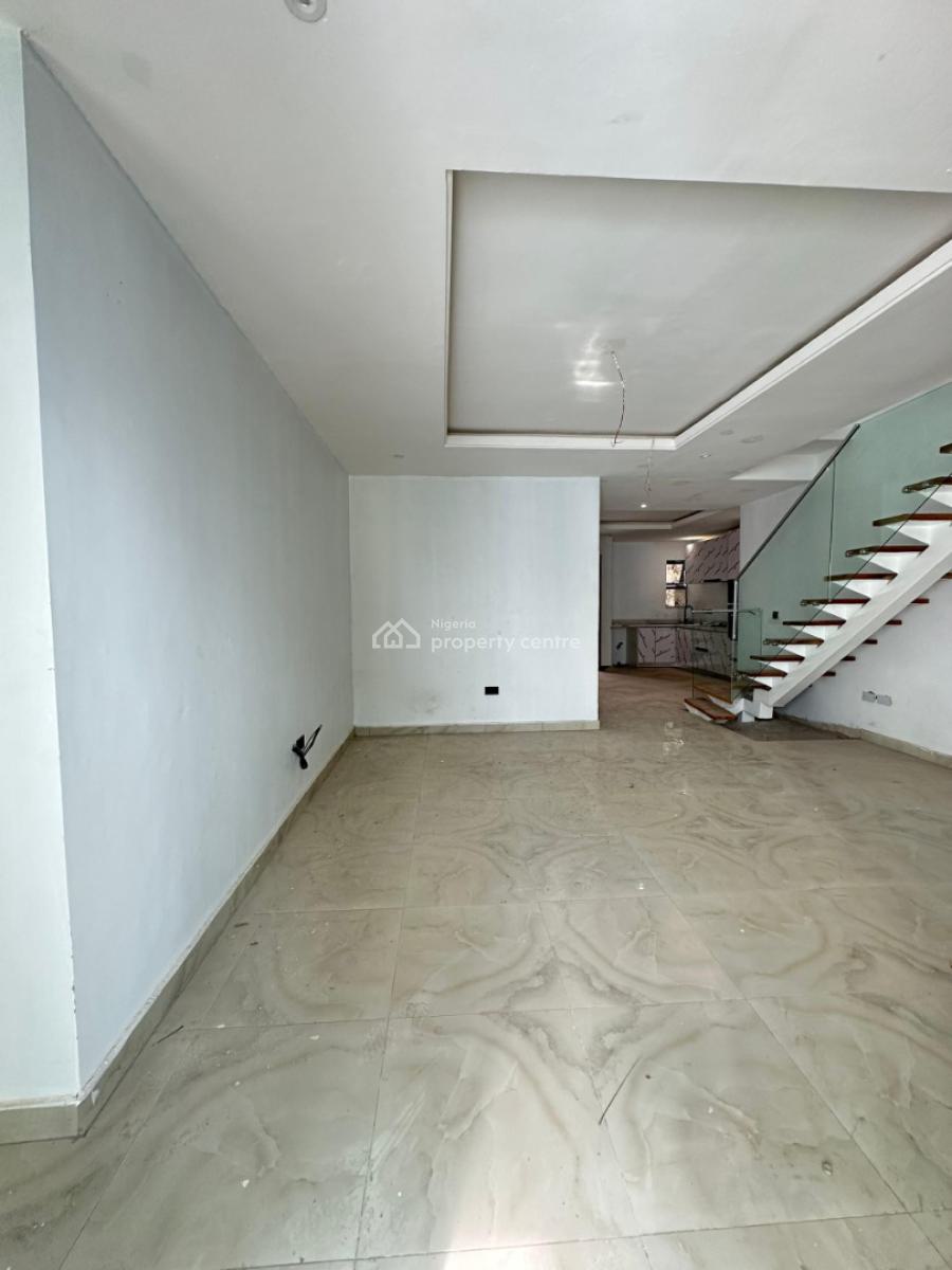 Luxury 2 Bedroom Maissonette Penthouse with a Swimming Pool, Lekki, Lekki Phase 1, Lekki, Lagos, Flat / Apartment for Sale