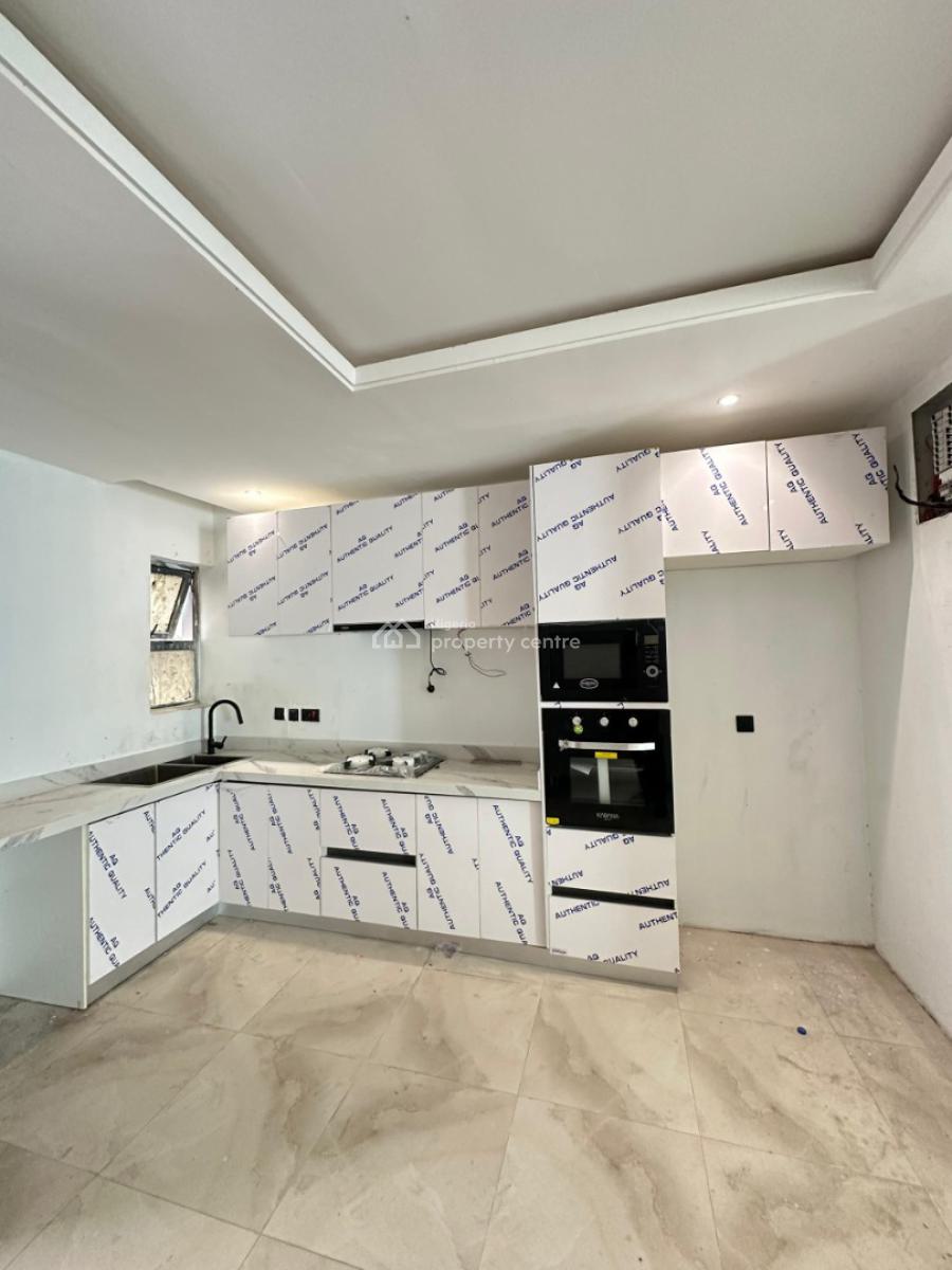 Luxury 2 Bedroom Maissonette Penthouse with a Swimming Pool, Lekki, Lekki Phase 1, Lekki, Lagos, Flat / Apartment for Sale