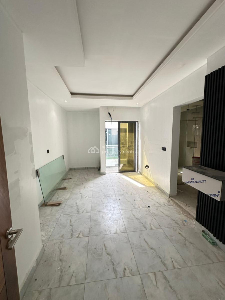 Luxury 2 Bedroom Maissonette Penthouse with a Swimming Pool, Lekki, Lekki Phase 1, Lekki, Lagos, Flat / Apartment for Sale