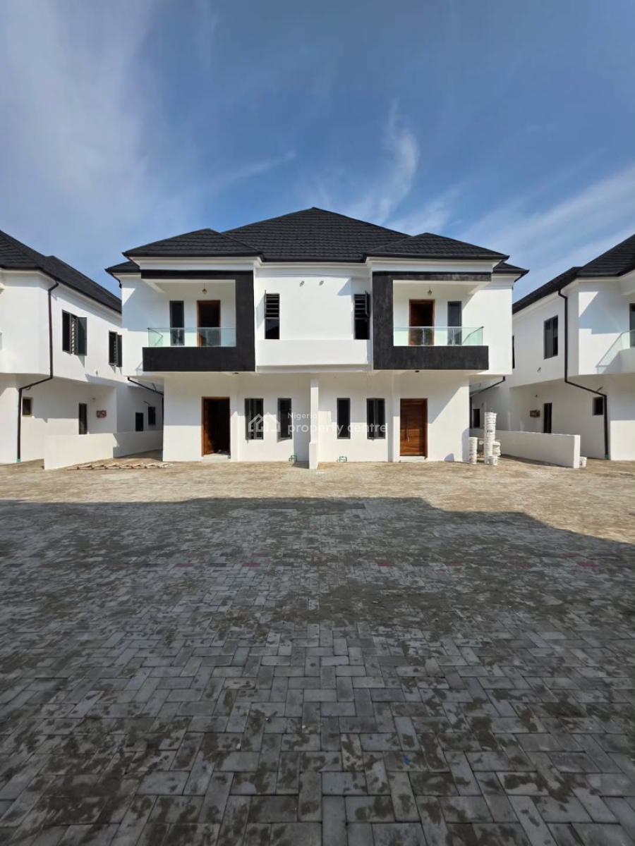 Luxurious Contemporary 4 Bedroom Deluxe Detached Duplex with Bq, Vgc, Lekki, Lagos, Semi-detached Duplex for Sale
