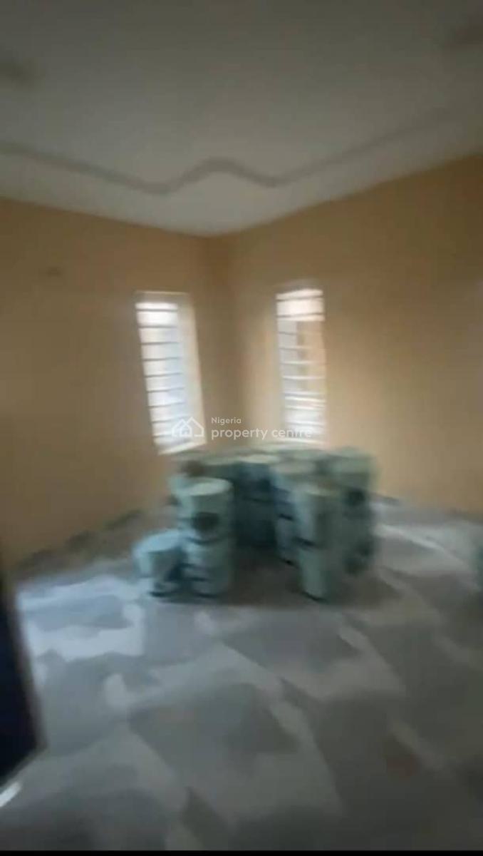 Lovely 3bedroom Flat, Alagomeji, Yaba, Lagos, Flat / Apartment for Rent
