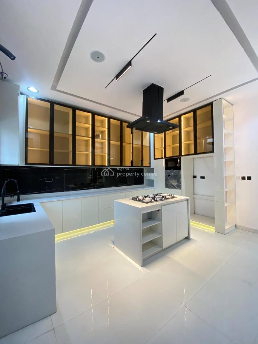 Executive Luxurious 5-bedrooms Deluxe Fully Detached Triplex with Bq, Orchid, Lekki, Lagos, Detached Duplex for Sale