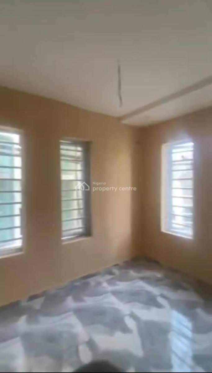 Lovely 2bedroom Flat, Alagomeji, Yaba, Lagos, Flat / Apartment for Rent